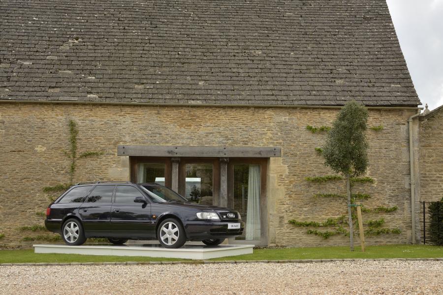  Audi S6 Avant (4A, C4) 1994 года  (UK) (фото 1 из 3)